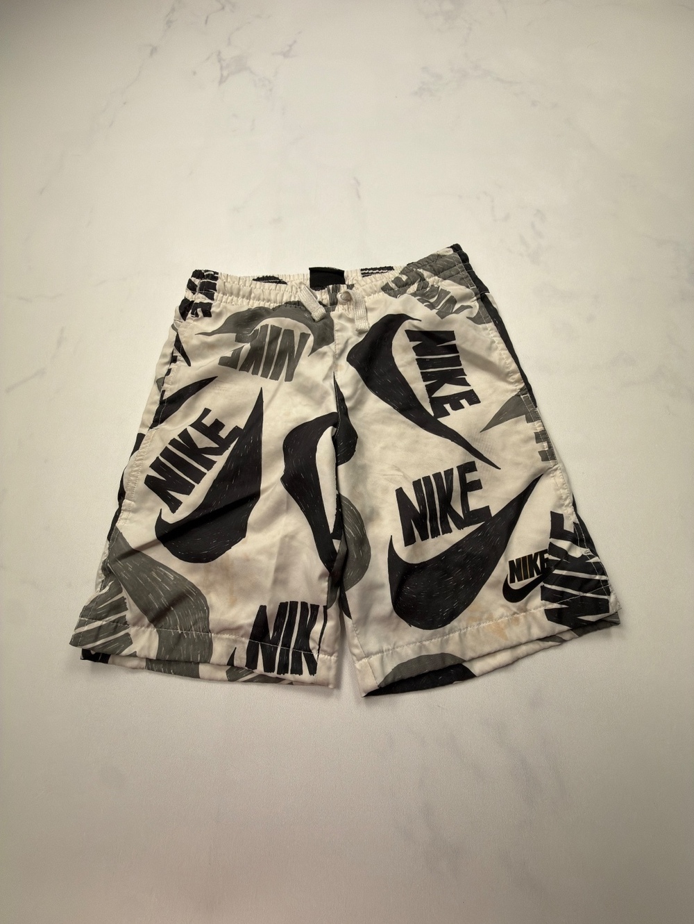 Nike NIKE Athletic Shorts White Black 2000s Streetwear - Mens S